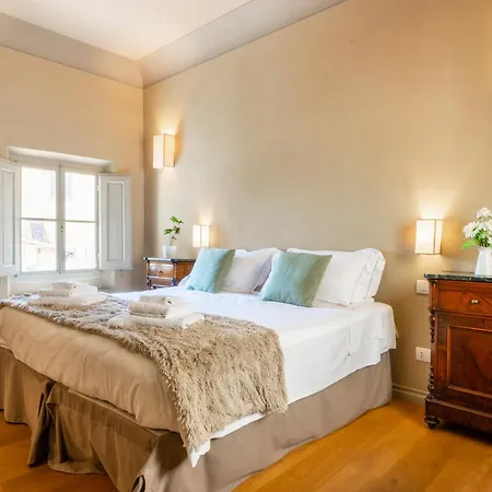 Daire Lux Penthouse Palazzo Strozzi *